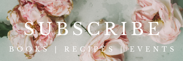 Subscribe button for Laura Madeleine newsletter